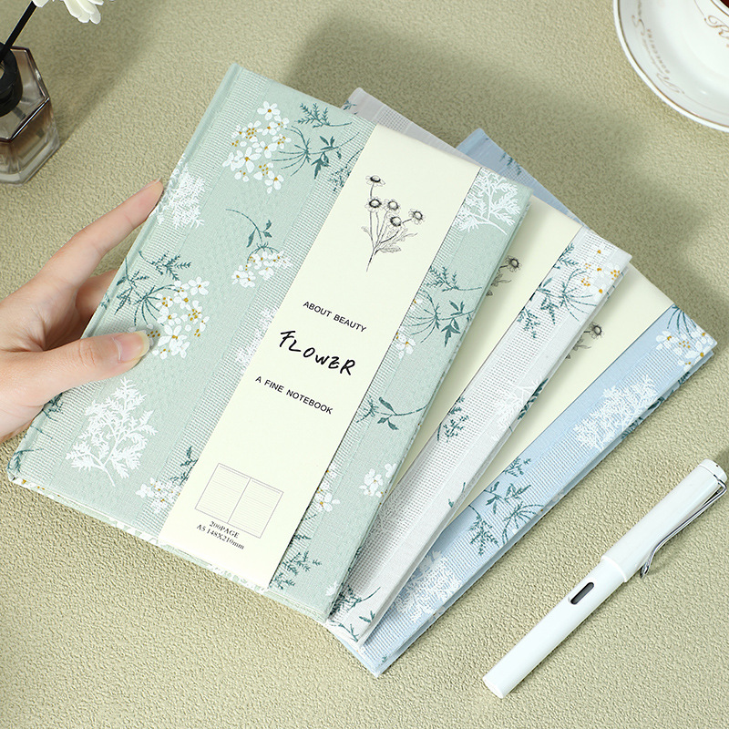 Carnet A5 à couverture rigide  - Notebook Dotted A5 avis et prix